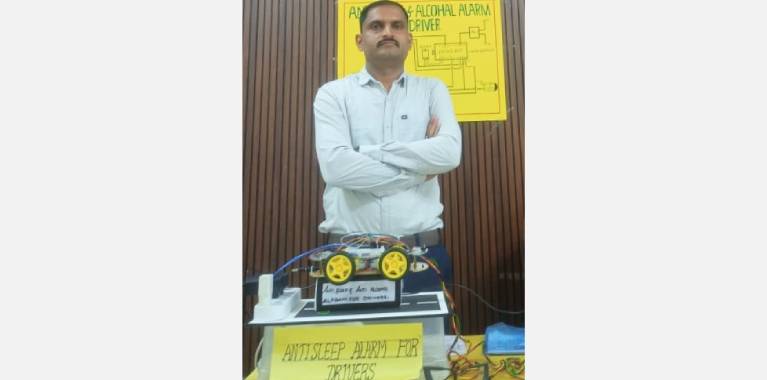 Suttur JSS School Physics Teacher V. Vinod Kumar Triumphs at State-level Science Exhibition, Earns Spot at National-level
