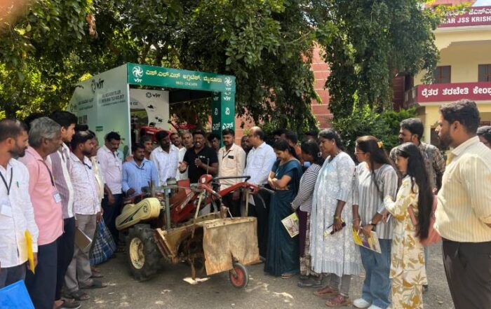 Live Telecast of PM Kisan Samman Nidhi and Agricultur-al Equipment Repair Training Held at JSS KVK, Suttur