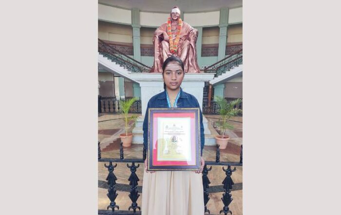 JSS Student Dhavani Wins Academy Bal Gaurav Award